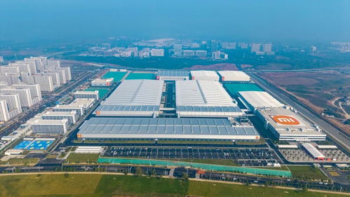 雷軍現(xiàn)身武漢，小米智能家電工廠正式投產(chǎn)引領(lǐng)家用電器產(chǎn)業(yè)革新